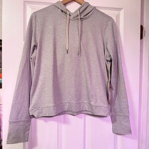 Vuori Women’s Halo Essential Hoodie NWT Large Sawyer Heather Pullover Athleisure